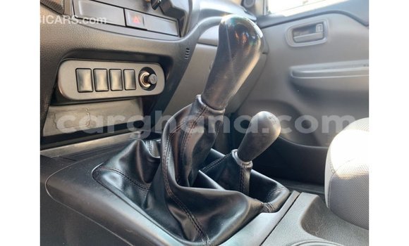 Buy Import Mitsubishi L200 White Car in Import - Dubai in Ashanti Buy Import Mitsubishi L200 White Car in Import - Dubai in Ashanti