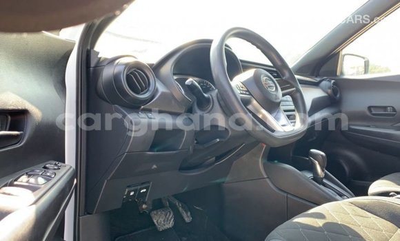 Sayi Imported Nissan Evalia White Babbar mota in Import - Dubai a Ashanti Sayi Imported Nissan Evalia White Babbar mota in Import - Dubai a Ashanti