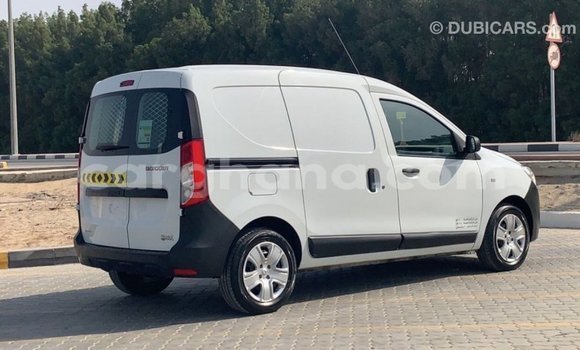 Ra Imported Renault 18 funfun Ọkọ̀ in Import - Dubai ni Ashanti Ra Imported Renault 18 funfun Ọkọ̀ in Import - Dubai ni Ashanti