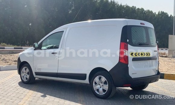 Ra Imported Renault 18 funfun Ọkọ̀ in Import - Dubai ni Ashanti Ra Imported Renault 18 funfun Ọkọ̀ in Import - Dubai ni Ashanti