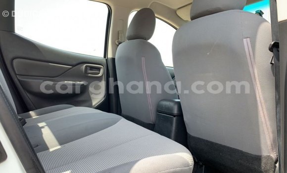 Sayi Imported Mitsubishi L200 White Mota in Import - Dubai a Ashanti Sayi Imported Mitsubishi L200 White Mota in Import - Dubai a Ashanti