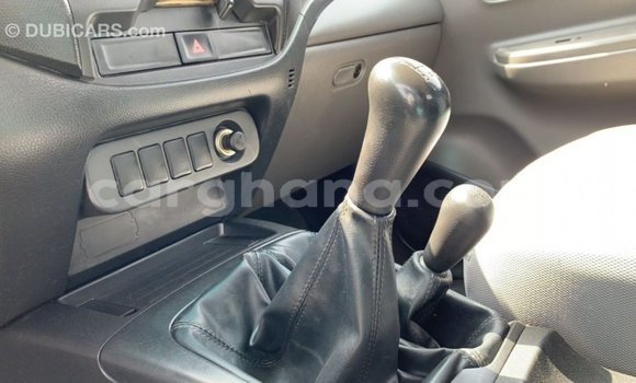 Sayi Imported Mitsubishi L200 White Mota in Import - Dubai a Ashanti Sayi Imported Mitsubishi L200 White Mota in Import - Dubai a Ashanti