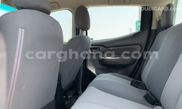 Sayi Imported Mitsubishi L200 White Mota in Import - Dubai a Ashanti Sayi Imported Mitsubishi L200 White Mota in Import - Dubai a Ashanti