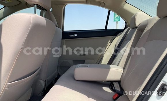 Buy Import Mitsubishi Lancer White Car in Import - Dubai in Ashanti Buy Import Mitsubishi Lancer White Car in Import - Dubai in Ashanti