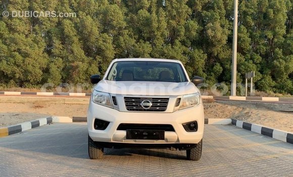 Buy Import Nissan Navara White Car in Import - Dubai in Ashanti Buy Import Nissan Navara White Car in Import - Dubai in Ashanti
