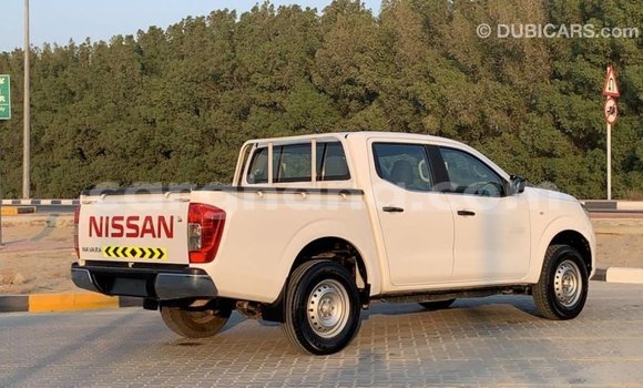 Buy Import Nissan Navara White Car in Import - Dubai in Ashanti Buy Import Nissan Navara White Car in Import - Dubai in Ashanti