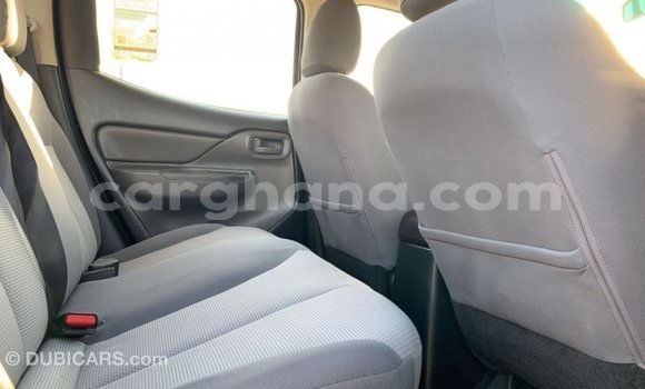 Ra Imported Mitsubishi L200 funfun Ọkọ̀ in Import - Dubai ni Ashanti Ra Imported Mitsubishi L200 funfun Ọkọ̀ in Import - Dubai ni Ashanti