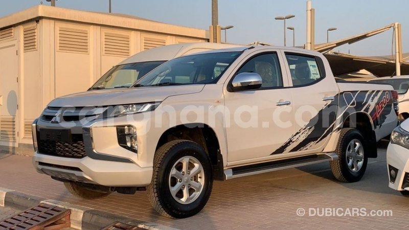 Big with watermark mitsubishi l200 ashanti import dubai 37899