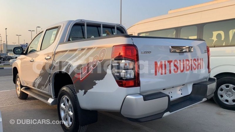 Big with watermark mitsubishi l200 ashanti import dubai 37899