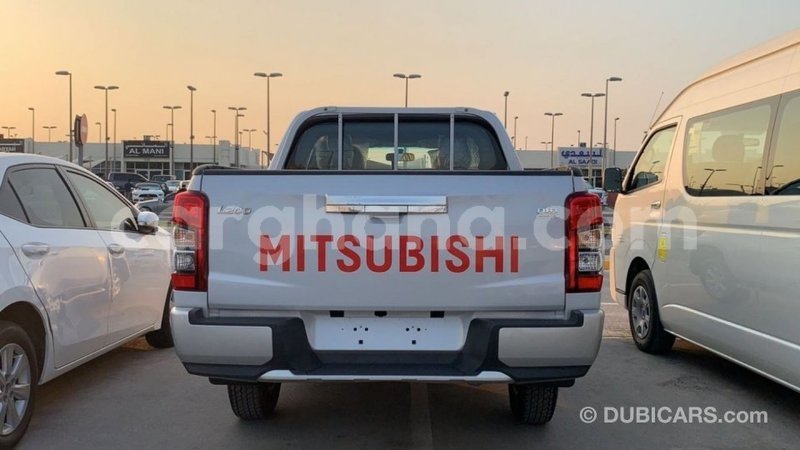 Big with watermark mitsubishi l200 ashanti import dubai 37899