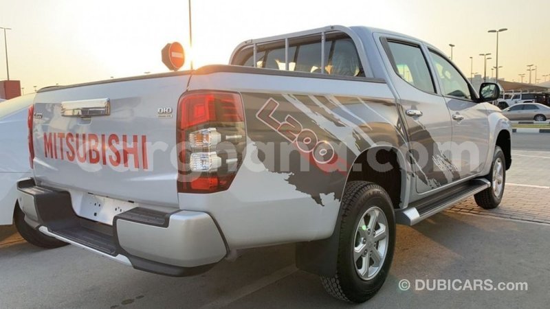 Big with watermark mitsubishi l200 ashanti import dubai 37899