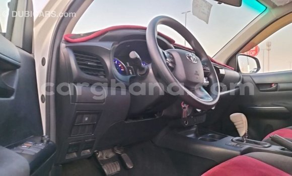 Buy Import Toyota Hilux White Car in Import - Dubai in Ashanti Buy Import Toyota Hilux White Car in Import - Dubai in Ashanti