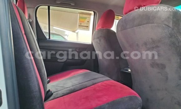 Buy Import Toyota Hilux White Car in Import - Dubai in Ashanti Buy Import Toyota Hilux White Car in Import - Dubai in Ashanti