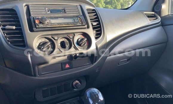 Ra Imported Mitsubishi L200 funfun Ọkọ̀ in Import - Dubai ni Ashanti Ra Imported Mitsubishi L200 funfun Ọkọ̀ in Import - Dubai ni Ashanti