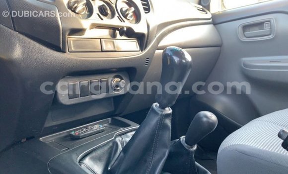 Ra Imported Mitsubishi L200 funfun Ọkọ̀ in Import - Dubai ni Ashanti Ra Imported Mitsubishi L200 funfun Ọkọ̀ in Import - Dubai ni Ashanti