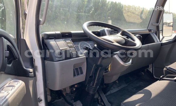 Sayi Imported Mitsubishi i White Mota in Import - Dubai a Ashanti Sayi Imported Mitsubishi i White Mota in Import - Dubai a Ashanti