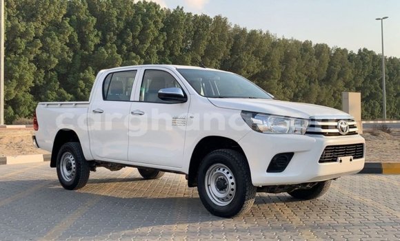 Ra Imported Toyota Hilux funfun Ọkọ̀ in Import - Dubai ni Ashanti Ra Imported Toyota Hilux funfun Ọkọ̀ in Import - Dubai ni Ashanti