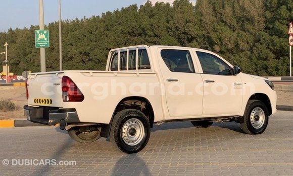 Ra Imported Toyota Hilux funfun Ọkọ̀ in Import - Dubai ni Ashanti Ra Imported Toyota Hilux funfun Ọkọ̀ in Import - Dubai ni Ashanti
