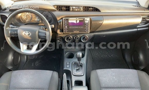 Ra Imported Toyota Hilux funfun Ọkọ̀ in Import - Dubai ni Ashanti Ra Imported Toyota Hilux funfun Ọkọ̀ in Import - Dubai ni Ashanti