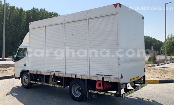 Buy Import Mitsubishi Carisma White Car in Import - Dubai in Ashanti Buy Import Mitsubishi Carisma White Car in Import - Dubai in Ashanti