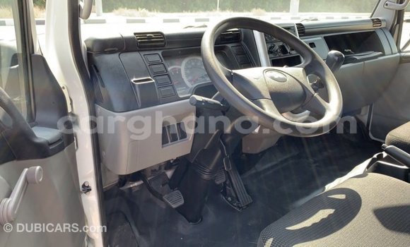 Buy Import Mitsubishi Carisma White Car in Import - Dubai in Ashanti Buy Import Mitsubishi Carisma White Car in Import - Dubai in Ashanti