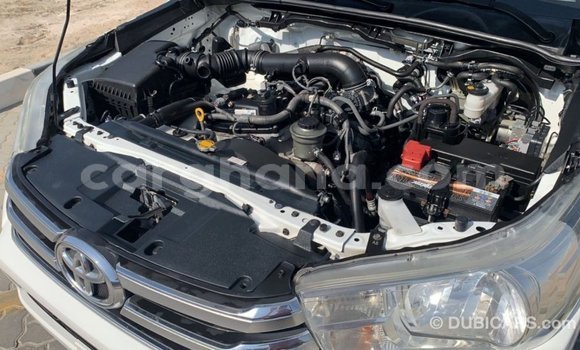 Ra Imported Toyota Hilux funfun Ọkọ̀ in Import - Dubai ni Ashanti Ra Imported Toyota Hilux funfun Ọkọ̀ in Import - Dubai ni Ashanti