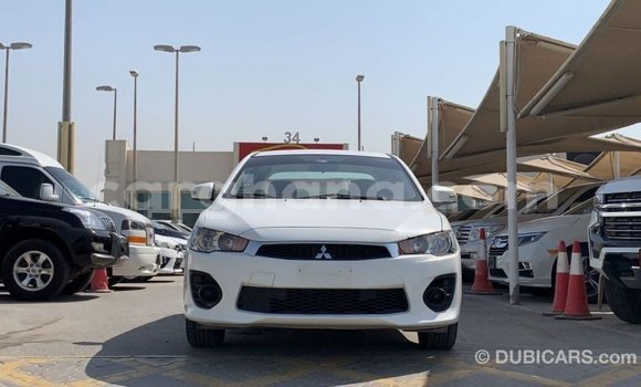 Ra Imported Mitsubishi Lancer funfun Ọkọ̀ in Import - Dubai ni Ashanti Ra Imported Mitsubishi Lancer funfun Ọkọ̀ in Import - Dubai ni Ashanti