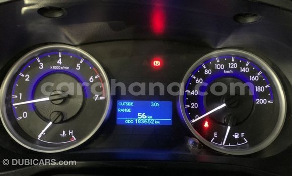 Ra Imported Toyota Hilux funfun Ọkọ̀ in Import - Dubai ni Ashanti Ra Imported Toyota Hilux funfun Ọkọ̀ in Import - Dubai ni Ashanti