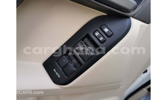 Sayi Imported Toyota Prado White Mota in Import - Dubai a Ashanti Sayi Imported Toyota Prado White Mota in Import - Dubai a Ashanti
