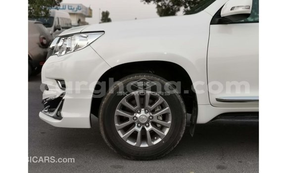 Sayi Imported Toyota Prado White Mota in Import - Dubai a Ashanti Sayi Imported Toyota Prado White Mota in Import - Dubai a Ashanti
