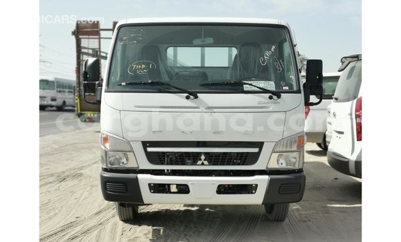 Buy Import Mitsubishi Fuso White Truck in Import - Dubai in Ashanti Buy Import Mitsubishi Fuso White Truck in Import - Dubai in Ashanti