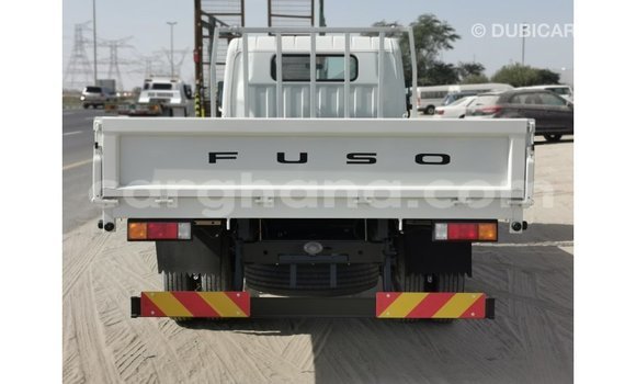 Buy Import Mitsubishi Fuso White Truck in Import - Dubai in Ashanti Buy Import Mitsubishi Fuso White Truck in Import - Dubai in Ashanti