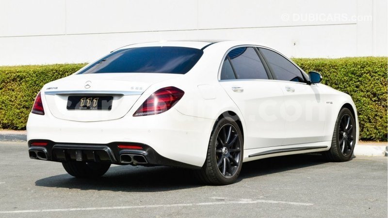 Big with watermark mercedes benz a200 ashanti import dubai 37936