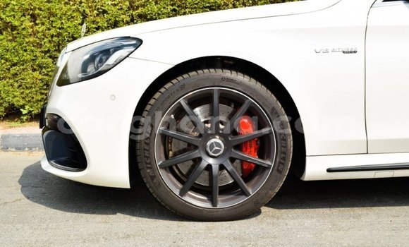 Ra Imported Mercedes-Benz A200 funfun Ọkọ̀ in Import - Dubai ni Ashanti Ra Imported Mercedes-Benz A200 funfun Ọkọ̀ in Import - Dubai ni Ashanti