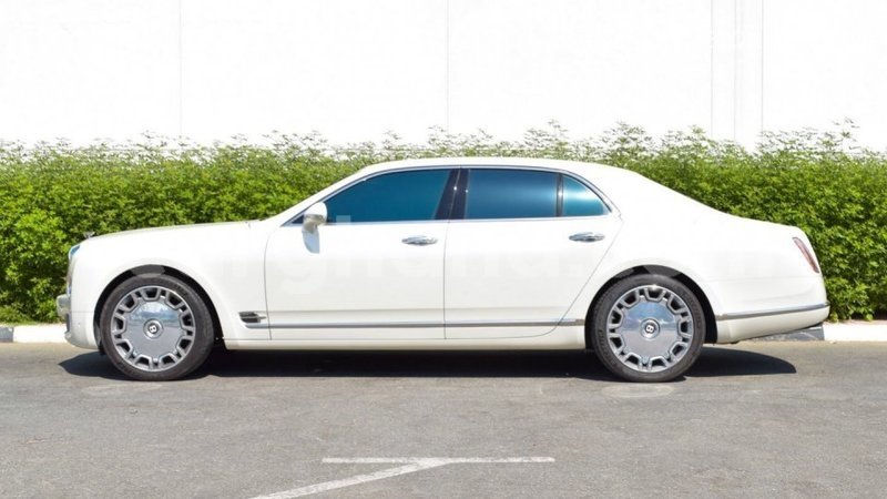 Big with watermark bentley mulsanne ashanti import dubai 37943