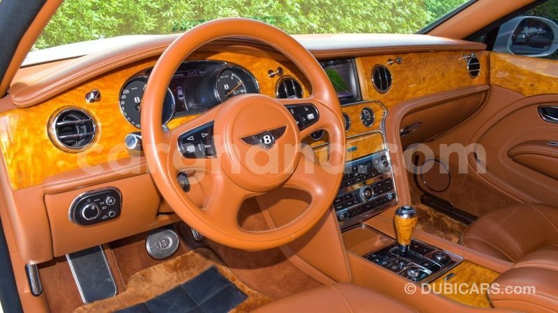 Big with watermark bentley mulsanne ashanti import dubai 37943