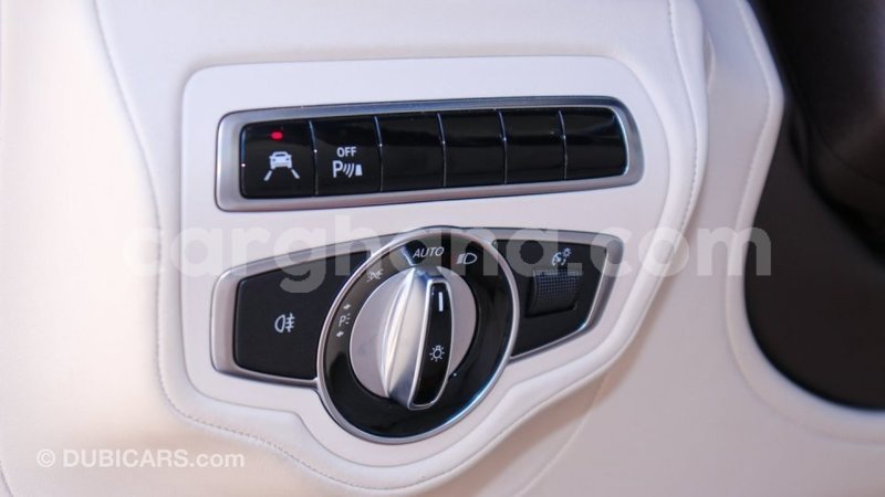 Big with watermark mercedes benz a200 ashanti import dubai 37949