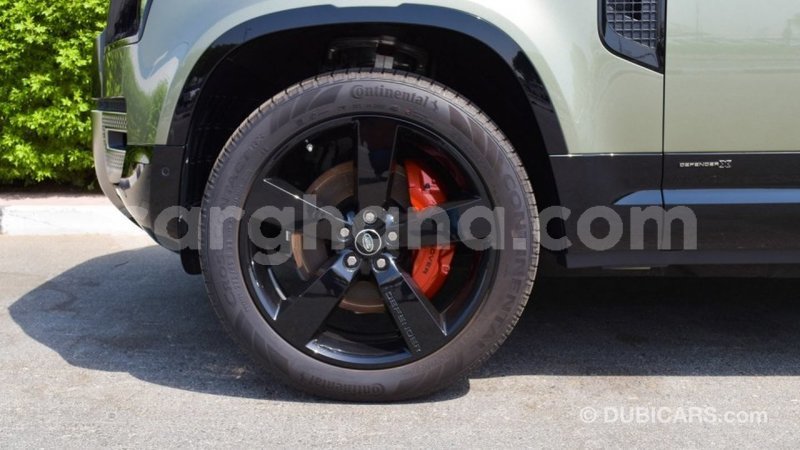 Big with watermark land rover defender ashanti import dubai 37952