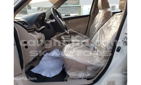 Ra Imported Suzuki Swift funfun Ọkọ̀ in Import - Dubai ni Ashanti Ra Imported Suzuki Swift funfun Ọkọ̀ in Import - Dubai ni Ashanti