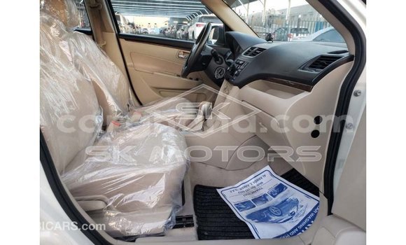 Ra Imported Suzuki Swift funfun Ọkọ̀ in Import - Dubai ni Ashanti Ra Imported Suzuki Swift funfun Ọkọ̀ in Import - Dubai ni Ashanti