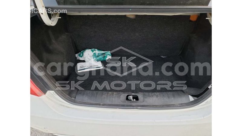 Big with watermark suzuki swift ashanti import dubai 37986