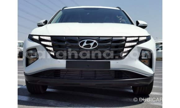 Buy Import Hyundai Tucson White Car in Import - Dubai in Ashanti Buy Import Hyundai Tucson White Car in Import - Dubai in Ashanti