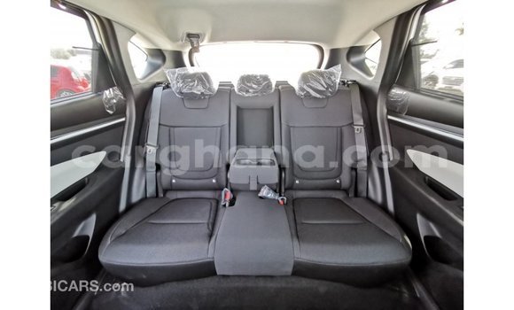 Buy Import Hyundai Tucson White Car in Import - Dubai in Ashanti Buy Import Hyundai Tucson White Car in Import - Dubai in Ashanti