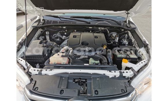 Buy Import Toyota Hilux White Car in Import - Dubai in Ashanti Buy Import Toyota Hilux White Car in Import - Dubai in Ashanti