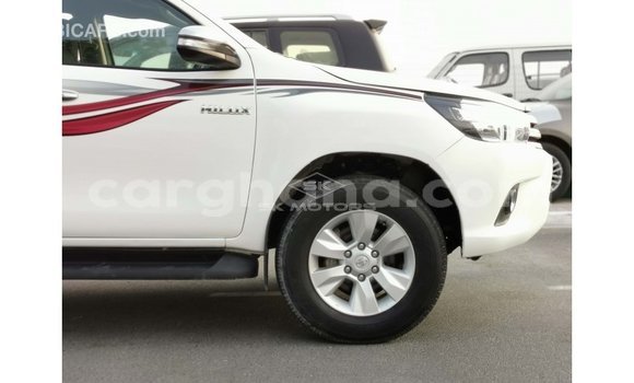 Buy Import Toyota Hilux White Car in Import - Dubai in Ashanti Buy Import Toyota Hilux White Car in Import - Dubai in Ashanti