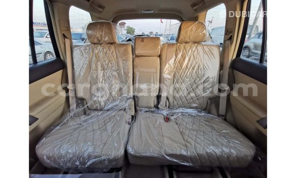 Sayi Imported Toyota Prado White Mota in Import - Dubai a Ashanti Sayi Imported Toyota Prado White Mota in Import - Dubai a Ashanti