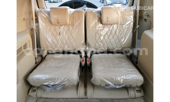 Sayi Imported Toyota Prado White Mota in Import - Dubai a Ashanti Sayi Imported Toyota Prado White Mota in Import - Dubai a Ashanti