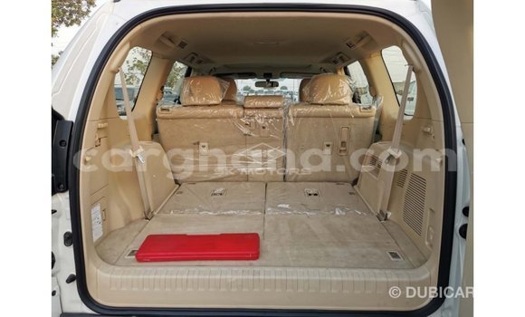 Sayi Imported Toyota Prado White Mota in Import - Dubai a Ashanti Sayi Imported Toyota Prado White Mota in Import - Dubai a Ashanti