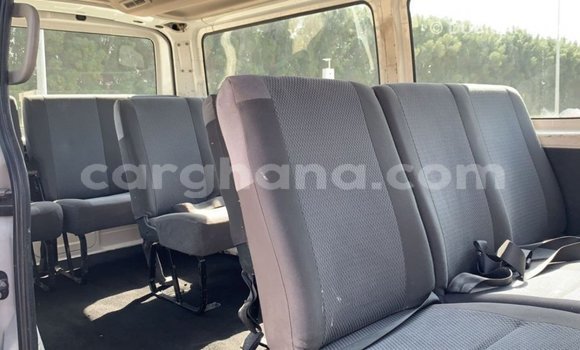 Buy Import Nissan Urvan White Car in Import - Dubai in Ashanti Buy Import Nissan Urvan White Car in Import - Dubai in Ashanti