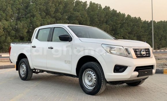 Buy Import Nissan Navara White Car in Import - Dubai in Ashanti Buy Import Nissan Navara White Car in Import - Dubai in Ashanti